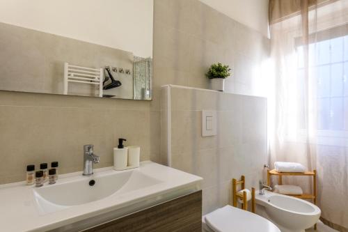 Tagiura, 25 - For work and leisure