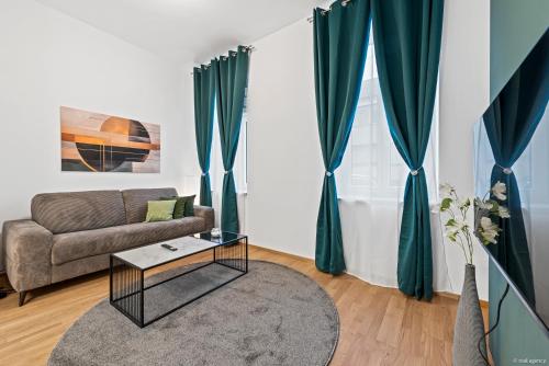 Nüll Residences 01 - New Studio close to Main station