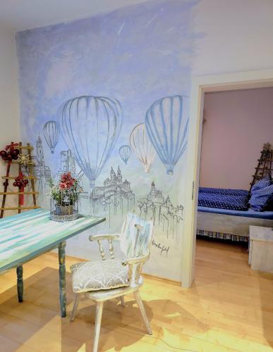 Kunst Apartment im Schwalbenhaus