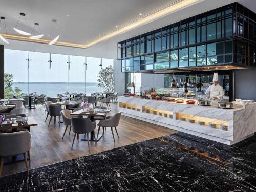 Mad på hotellet eller i nærheden