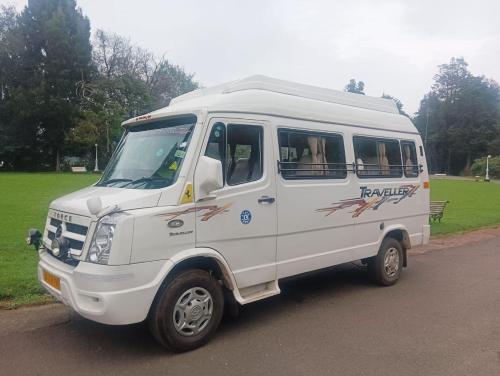 Fotografie z fotogalerie ubytování Travels in Mysore, 4, 7, 13,20, 25 seater call 98866-O75O1 v destinaci Maisúr