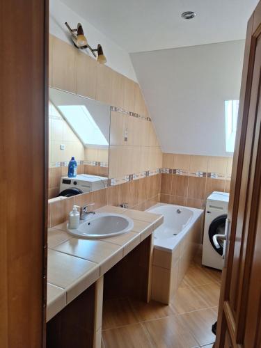 Et badeværelse på Vila Hafira