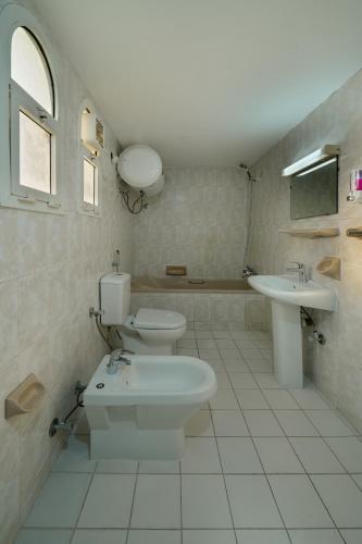 Lunar Beach Hostel पर एक बाथरूम