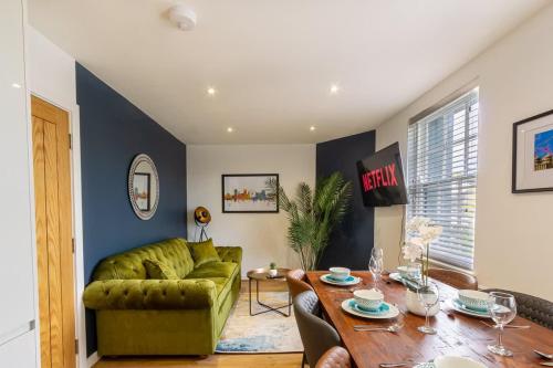 Albion at the Level - 2 BD Flat photo 16