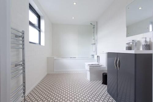 Albion at the Level - 2 BD Flat photo 41