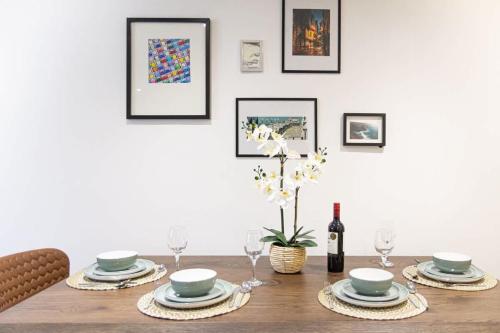 The Regent Luxury Pad photo 15