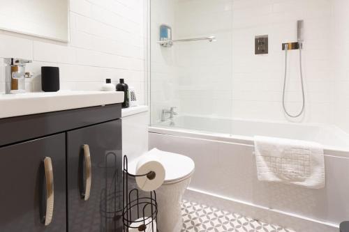 The Regent Luxury Pad photo 32