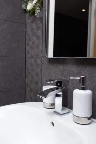 Luxury pad centrally located near Brighton station photo 52