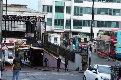 Luxury pad centrally located near Brighton station photo 64
