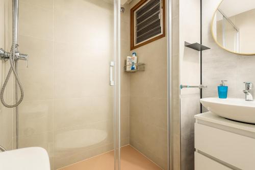 Koupelna v ubytování Next to the sea 20' from Barcelona