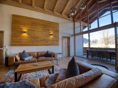 Khu vực ghế ngồi tại Chaletwohnung Weitblick mit Wellnessbereich