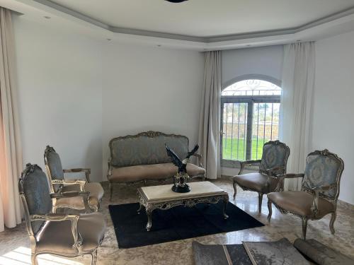 Zona de estar de Almajidy Villa