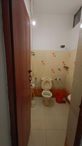 Ένα μπάνιο στο The Stoked Stay Ride and Tide