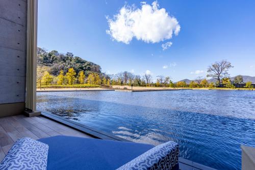 Hotel Indigo Inuyama Urakuen Garden by IHG — Balcony/Terrace