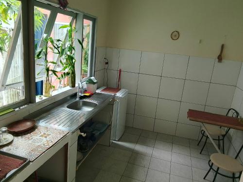 Køkken eller tekøkken på Colonial House