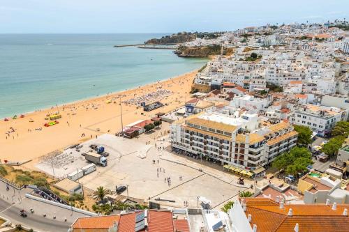 Rocco del Mar by Portucasa