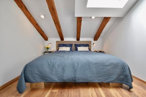 Brand New Centre Apartment 2