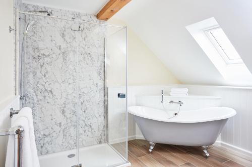 Et badeværelse på Rosehaven House at Pudleston Court