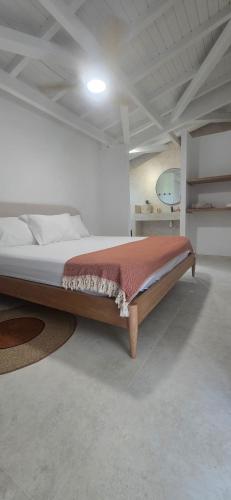 เตียงในห้องที่ Narcisse
