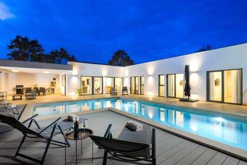 Villa Savrani by Istrialux
