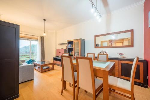 GuestReady - Cosy Retreat in Charneca de Caparica