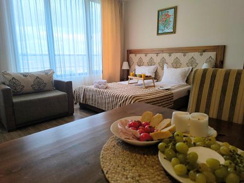 Sunrise View with Free SPA and Bottle of Wine in Cornelia Deluxe Residence, free Parking