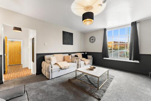 Harbourside Heaven in Bristol - Sleeps 8 photo 21