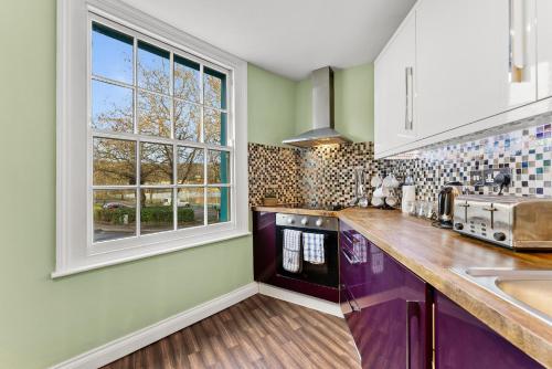 Harbourside Heaven in Bristol - Sleeps 8 photo 5