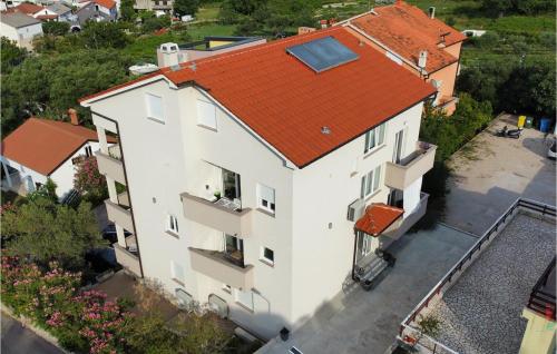 Tòa nhà nơi căn hộ tọa lạc