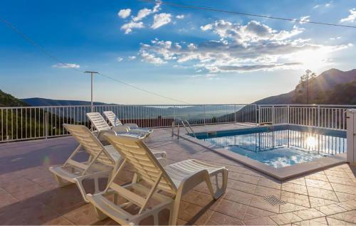 Amazing Home In Gruda