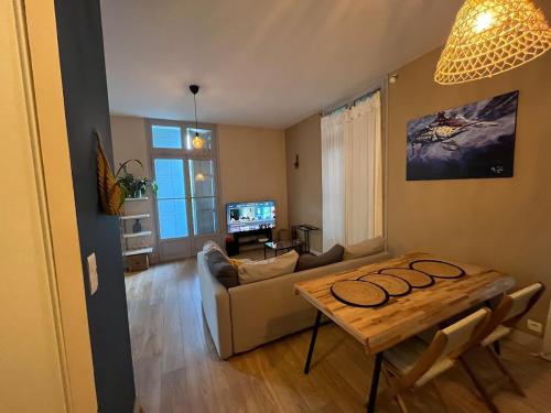 Bright, spacious apartment a stone's throw from Les Halles