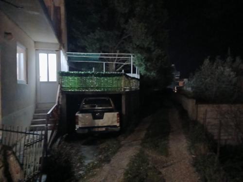 Imagen de la galería de Apartman sa garažom, en Sutomore