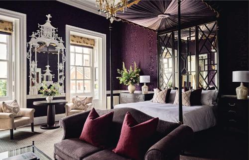 Ruang duduk di Buxted Park Hotel