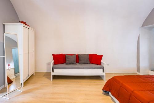 O Panaro Lucky Flat by NapoliApartments