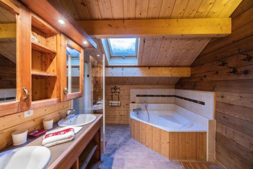 Ένα μπάνιο στο Chalet Le Hors Piste