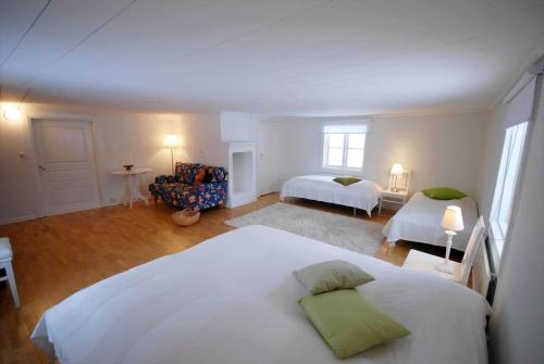 Ένα ή περισσότερα κρεβάτια σε δωμάτιο στο JON421-Skillingaryd-Galtas