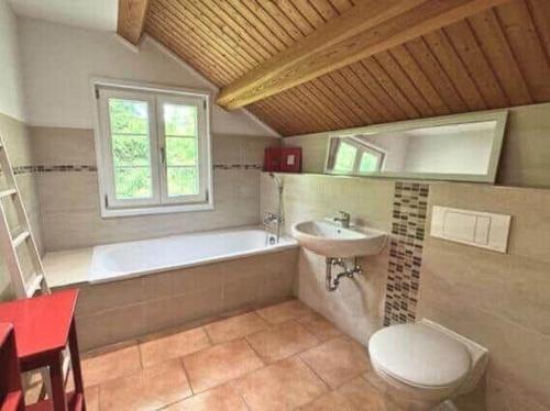 Phòng tắm tại VGO789-Svenljunga-Revesjoe-Sjoekullen-1