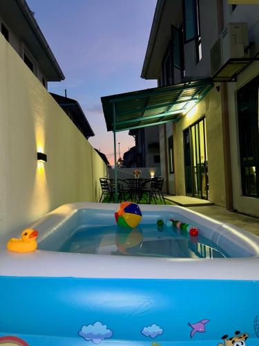 New Cozy Semi-D In Banting, Pantai Morib - Nearby Tanjung Sepat