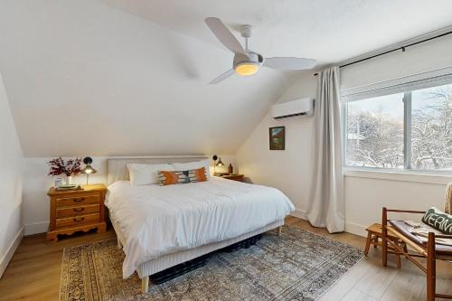Postel nebo postele na pokoji v ubytování Mill Brook Retreat