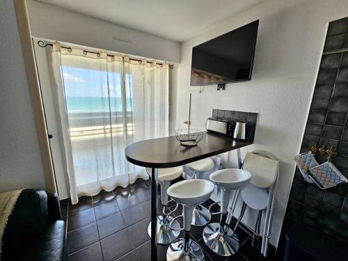 Vue Azur - terrasse parking direct beach access