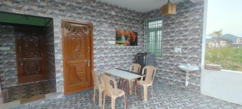 Billede fra billedgalleriet på Ragavariverpointresort Hogenakkal i Wodapatti