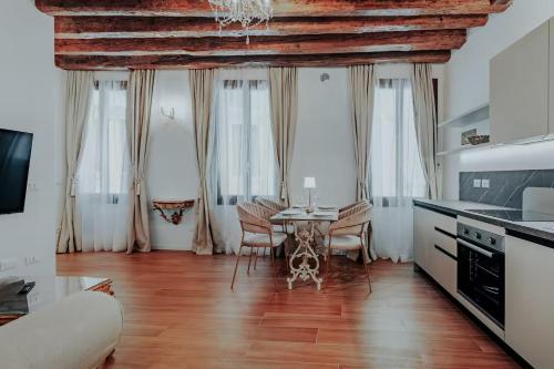 Exclusive Apartment in Venice City Centre photo 12