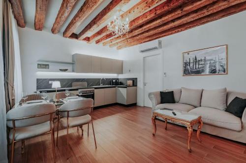 Exclusive Apartment in Venice City Centre photo 5