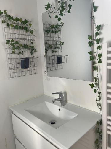 Et badeværelse på Le Bohème, Centre ville