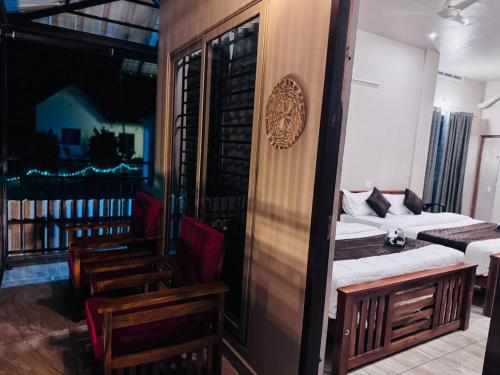 Ảnh trong thư viện ảnh của Willownest munnar 2bhk entire private villa with balcony view and BBQ & kitchen ở Munnar