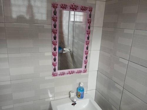 Et badeværelse på Magogoni Guest House