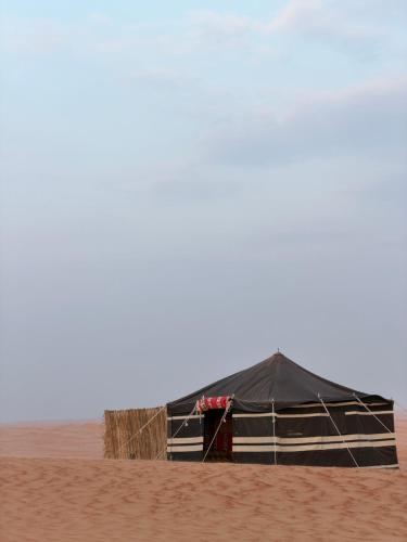 Příroda nedaleko luxury tent