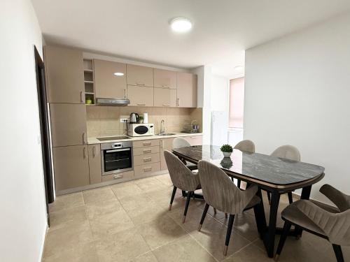 Kuchyň nebo kuchyňský kout v ubytování Alex Apartment