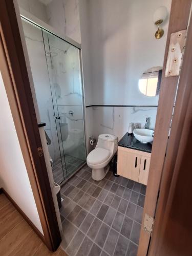 Phòng tắm tại Refugio Urbano, Departamento Luis de Fuentes