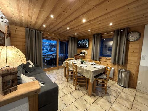 NOUVEAU A LA LOCATION Keranguen 5 cosy au coeur du village, proche pistes et commerces